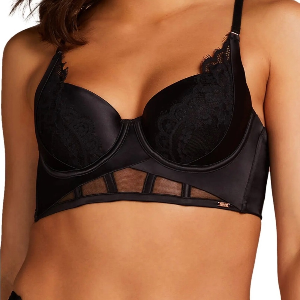 Hunkemoller NOiR Jacqueline Undewire Longline
Bra in Caviar/Black  Size 32DD